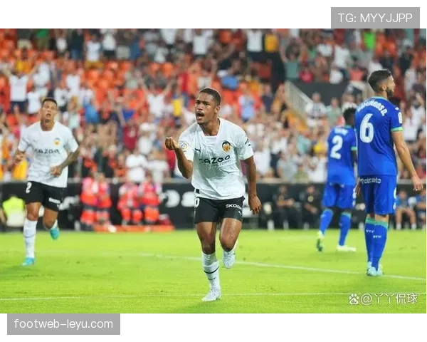 瓦伦西亚球员状态回暖，助球队连续逆转取胜