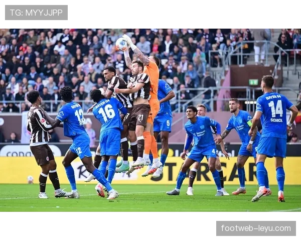 汉堡市足球俱乐部状态回暖,竞争力显著增强 汉堡市足球俱乐部状态回暖,竞争力显著增强