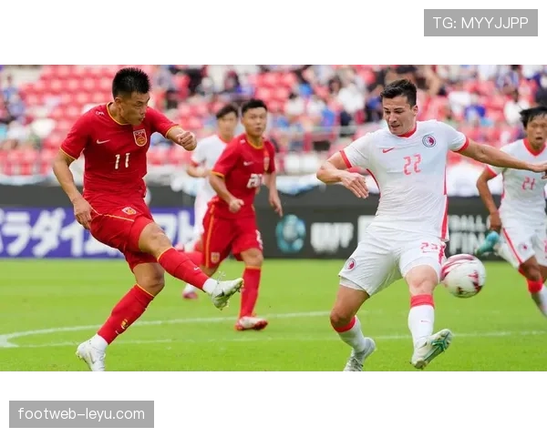 东亚杯球迷热情高涨，赛场氛围稳定提升，值得关注。