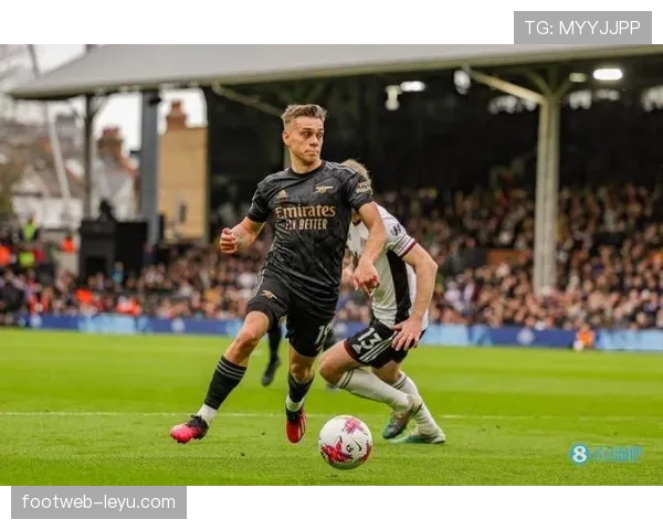 从亨克边缘球员到阿森纳关键拼图：特罗萨德职业生涯全景复盘